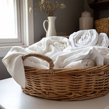 Load image into Gallery viewer, Fresh Linen Reed Diffuser