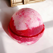 Load image into Gallery viewer, Dark Opium Bathbomb
