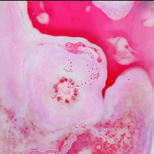 Load image into Gallery viewer, Dark Opium Bathbomb
